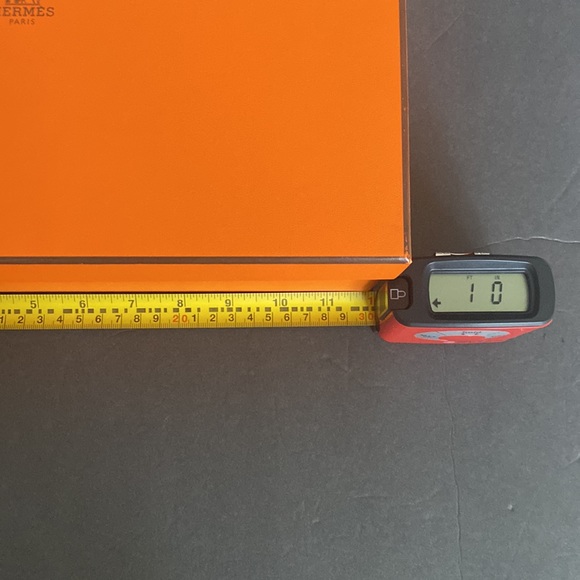 NWOT Hermès Gift Box - Picture 4 of 9